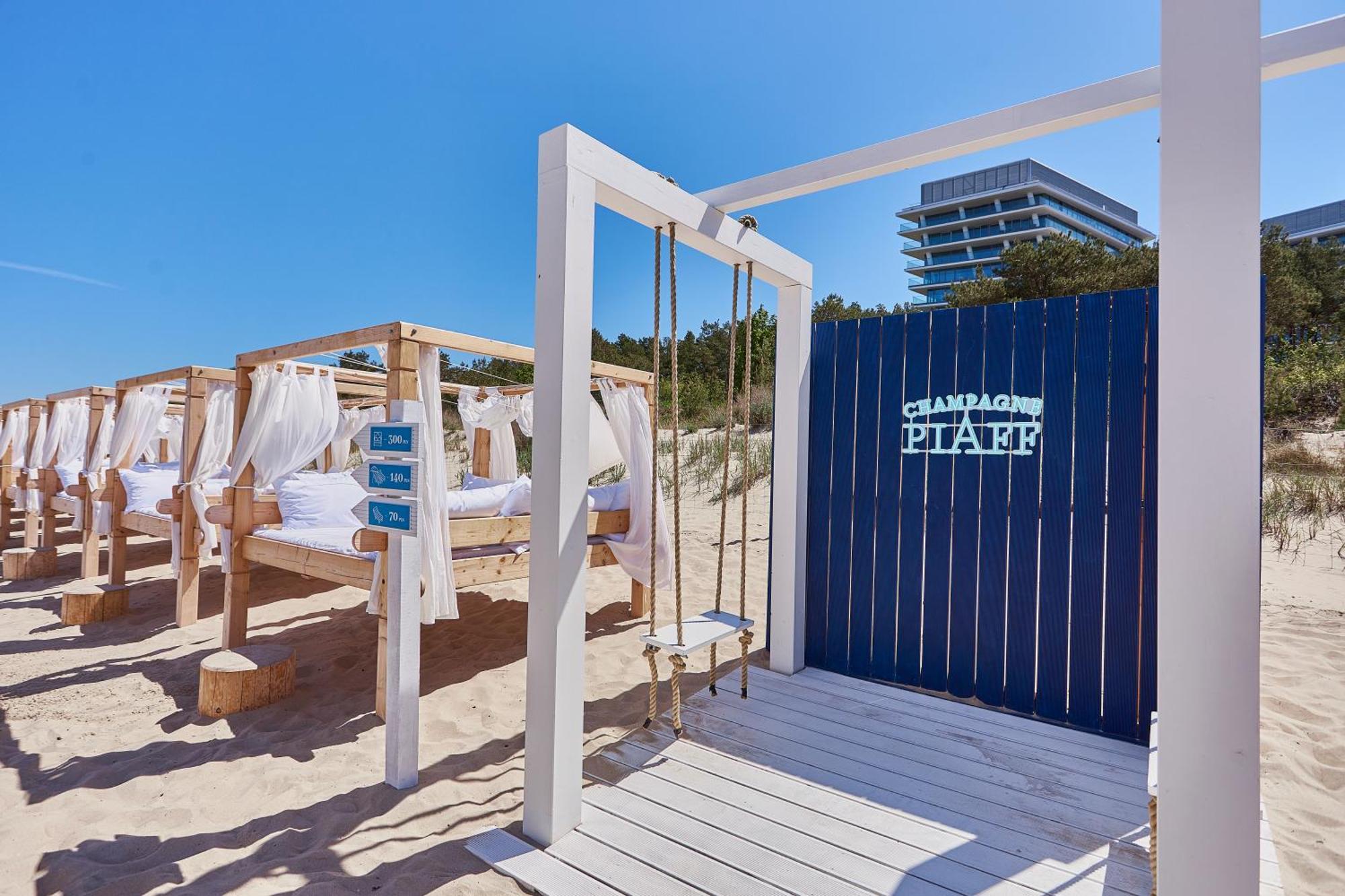 Wave Beachfront Family Apartment Miedzyzdroje Exteriör bild